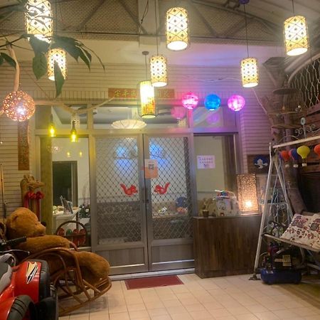 Xincun Seed Homestay Tainan Bagian luar foto
