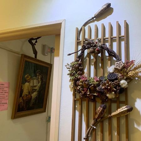 Xincun Seed Homestay Tainan Bagian luar foto